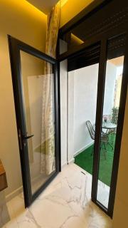 Elegant Apartment & Close to TGV Train Station - Casablanca - 6