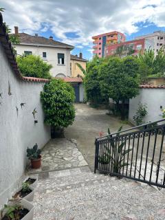 Birds Hostel - Shkodër - 6