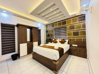 CWA Micro Villas with Pool & Breakfast - Sultan Bathery - 1