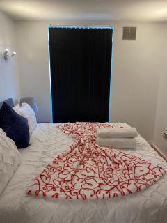 Cozy Entire 1 Bed Flat No Parties No events, free onsite parking - Barking - 9