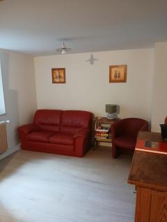 Charmant petit appartement avec bel exterieur. - 1