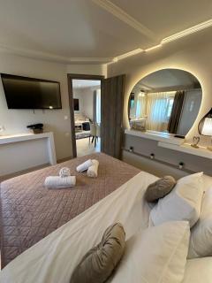 Luxury suite with Jacuzzi - Epanomi - 0