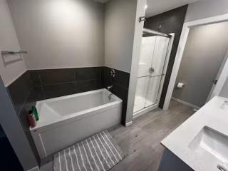 Brand New Bedroom with private bathroom in Keswick - Edmonton - 7