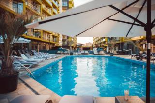 Liam luxury- Alezzi Beach resort - 4