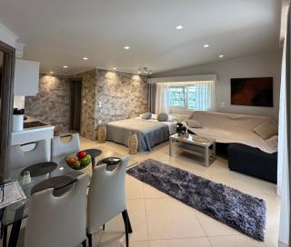 Luxury suite with Jacuzzi - Epanomi - 5