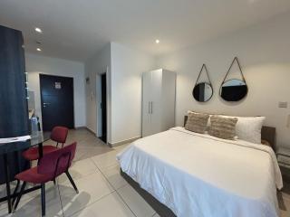 Embassy lounge - Accra - 2