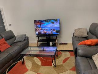 Bedroom in Upland D - Edmonton - 8