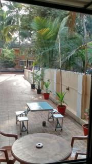Ocean Crest Hotel - Colva - 2