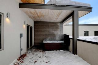 4BR Winter Park Oasis - Sleeps 9 - Ski-In and Hot Tub - 1