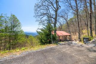 NEW LISTING - Cabin, Hot Tub, and Stunning Views - Sevierville - 7