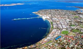 Sea Breeze with city ease - Port Lincoln - 1