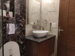 Akshay corporate hotel - Gurgaon - 4