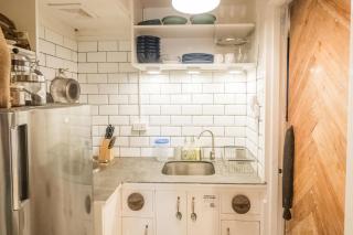 FOREST Nest with Self-Service Breakfast - Pet Friendly, Monkeys! - - 1