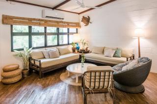 SANGLEY Nest Eco Home with Self-Service Breakfast - Pet Friendly, Big Garden, Monkeys! - Santa Rita - 0