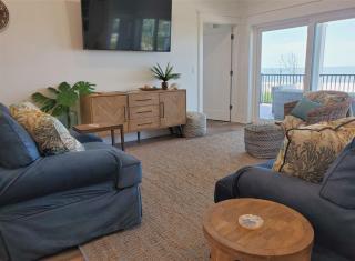 Pet Friendly Beach House - The Great White Florida House by Panhandle Getaways - Port Saint Joe - 9