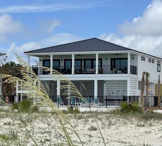 Pet Friendly Beach House - The Great White Florida House by Panhandle Getaways - Port Saint Joe - 1