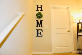 Gorgeous Townhome in Pooler Area - Savannah - 1