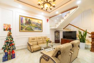 Violet villa and Coffee - 1