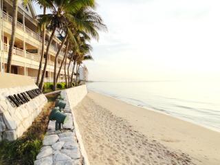 บ้านมนชเลชะอำ ติดชายหาด Baan Monchale - Ban Sa - 0