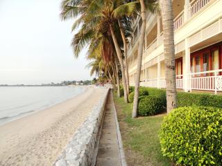 บ้านมนชเลชะอำ ติดชายหาด Baan Monchale - Ban Sa - 3