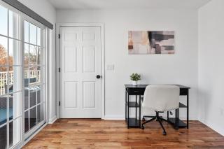 NYC 20min, Sleeps 10, Free Parking, Patio - Bayonne - 4