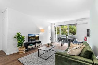 Contemporary 1-Bed Apartment with Park Views - Melbourne - 0