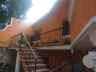 Recámara para dos personas con wifi y alberca - Palmira - 9