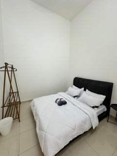 Aman Homestay Sendayan - Kampong Baharu Jimah - 4