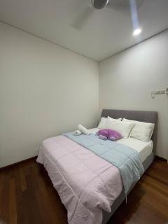 Prestigious high floor unit - - 4