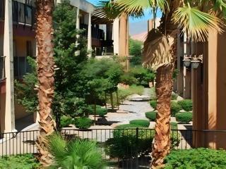 Nellis Suites at Main Gate Hotel - Las Vegas - 2