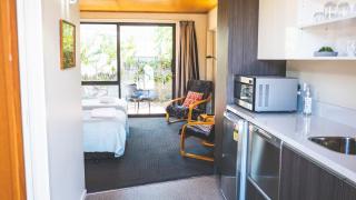 CBD Accommodation - Clyde - 1