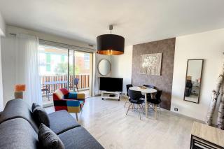 Bright and vast studio terrace easy parking Cannes heart of town 1 mn - Cannes - 0