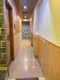 Lords Grey near Mall Road - 1