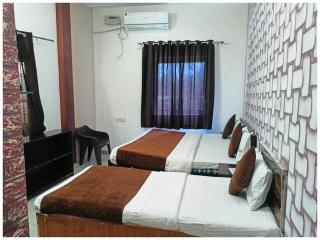 A PREMIUM HOTEL N A N D # P A L A C E - Near Sri Krishna Janambhoomi - Mathura Railway Juction - Parking and Wifi Facilities - Air Conditioning Luxury Room - A Top Rated Four Star Hotel - Mathura - 0