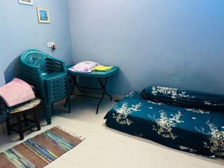 Chilekotha with Amenities & Views - Dhaka - 2