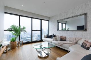 The Pearl Retreat - Elegant 2BR Apartment w Parking - Melbourne - 4
