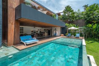 Villa Sandro - 3BR Escape, Lush Jungle Views & Pool - Ubud - 4
