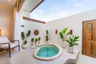 Luxe Private Pool Villa Amara 2 by Azure - Canggu - 6