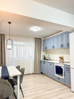 Modern apartment 10 minutes walking distance from N Romanescu Park - Craiova - 2