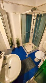 Downtown condo National Theatre, University square - 2