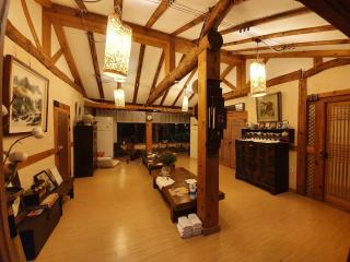 Jeonju Hanok Moryeon Dockchae Pension - 7