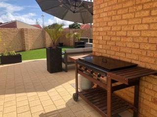 BackersBeach Villa - Geraldton - 6