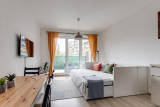 Brand-new, equipped studio near the metro - 0