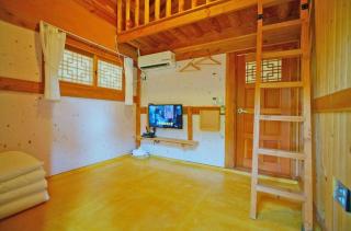 Hanok Gotaek Goeul - 4