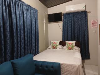 Ultimate Freedom Bed and Breakfast - 5