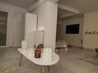 Basement Suite - Tríkala - 4