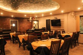 Hotel Rajawas - Dibrugarh - 5