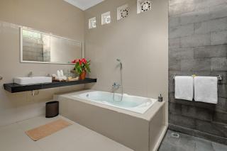 Puri Sedana Ubud Villa - 2