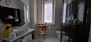 Henry's House - Parma - 4