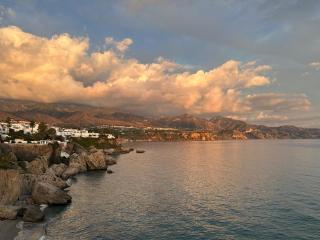 Casa Sunrisa Villa with breath taking sea and mountain view - Nerja - 2